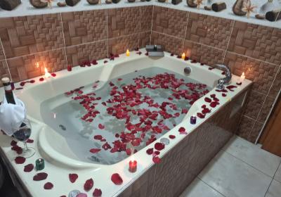 Habitación Matrimonial con Jacuzzi foto 1